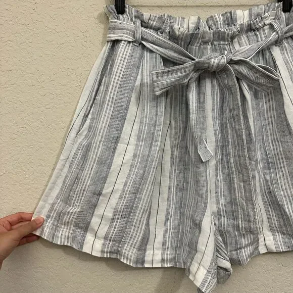 VOYAGEUR By MERSEA Como Shorts Multi Striped Linen Belted Paperbag NWT